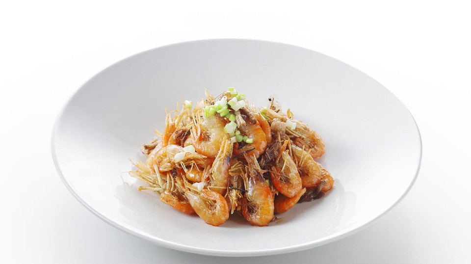 野山蒜油爆虾图片