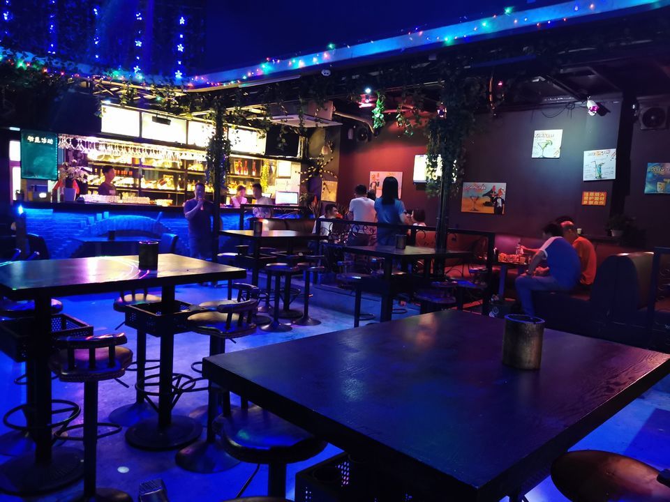 走,在哪,在哪里,在哪儿):中山市阜沙镇前程路电话:1513bar地址(位置