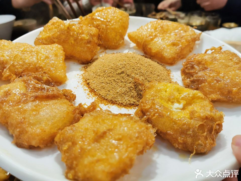 渝都桃园鲜菜老火锅界石旗舰店