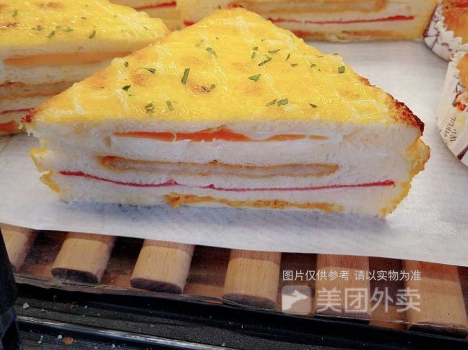 现烤三明治图片
