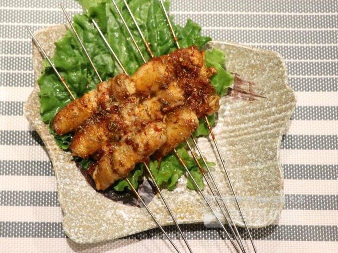 五花肉卷金针菇图片