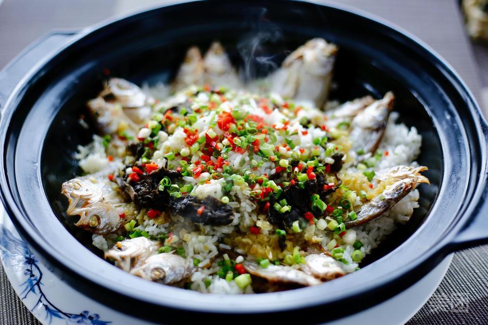 烹味茶私房菜司门口店