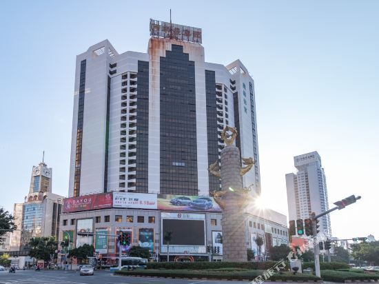 在哪,在哪里,在哪儿):泉州市丰泽区泉秀路大洋百货11楼电话:腾辉宾馆