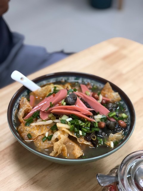 火腿肠螺蛳粉图片