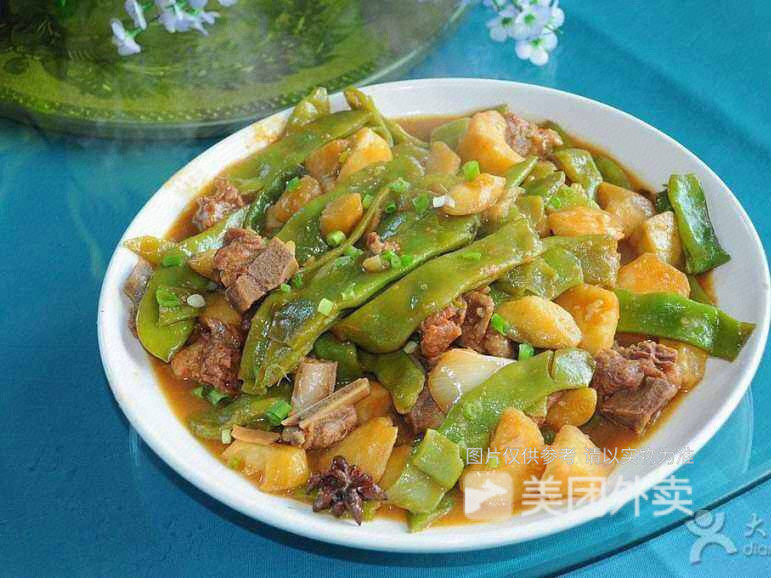 排骨土豆炖油豆角图片