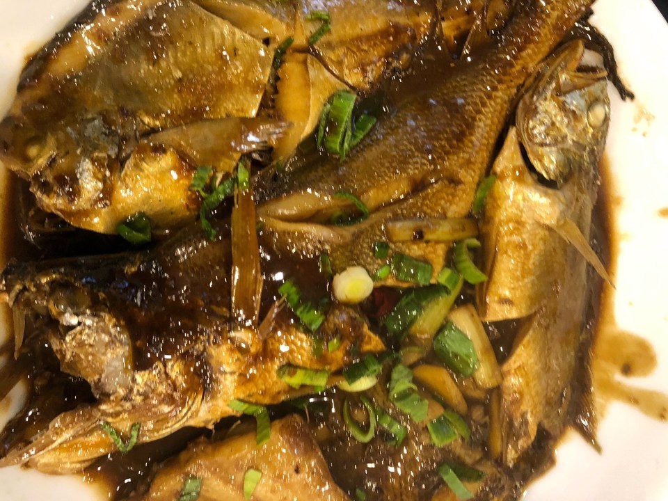 盐水蛏子推荐菜:介绍:地址(在哪里):家威小海鲜位于宁波市宁海县环城