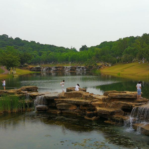 苏州科技城彩石湖公园图片