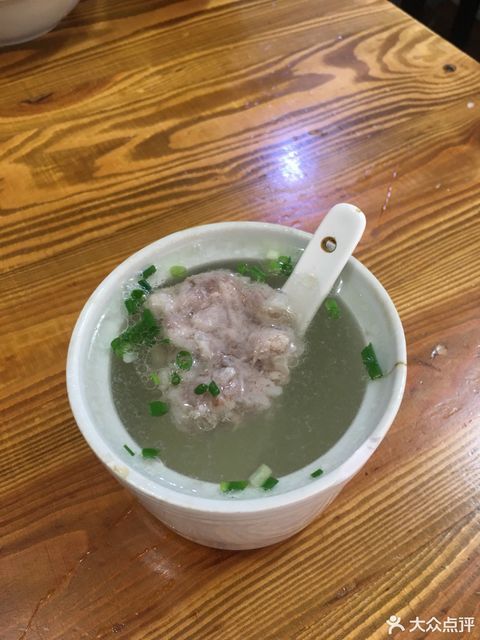 光肉饼汤图片