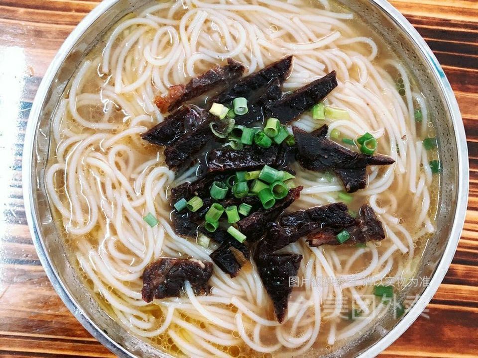 秘制牛巴粉图片