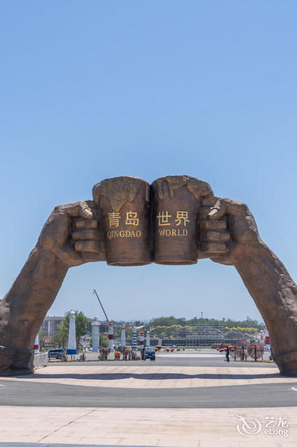 青島怡家興藝度假之家(金沙灘啤酒城店)公寓位於青島市黃島區石雀灘路