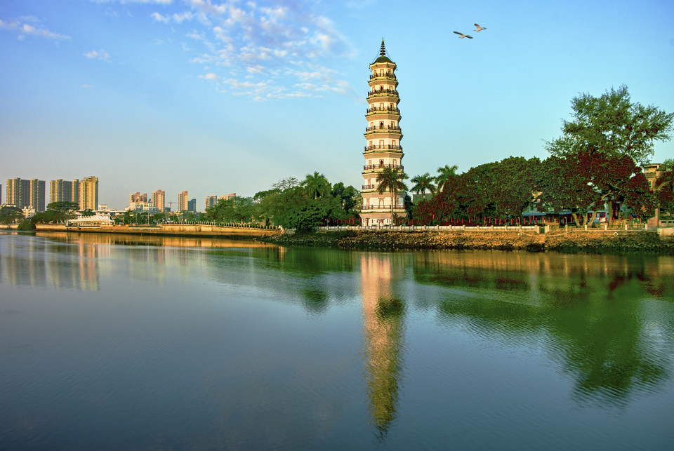 万江公园,金鳌洲主题公园,万江阳光体育公园,万江公园地下停车场-入口