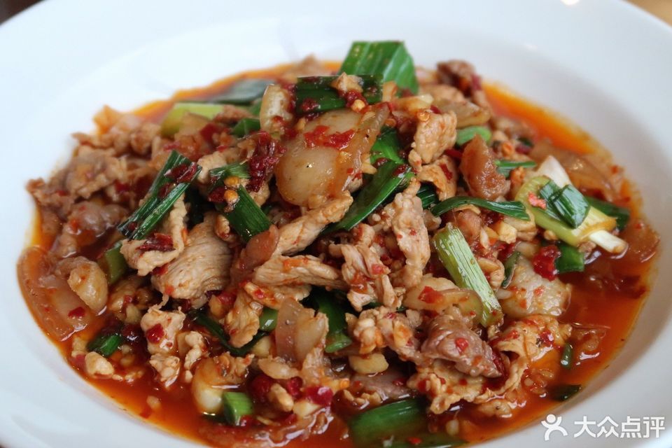 菜:介绍:地址(在哪里):浣花溪观景餐厅位于萍乡市芦溪县麻田办事处大