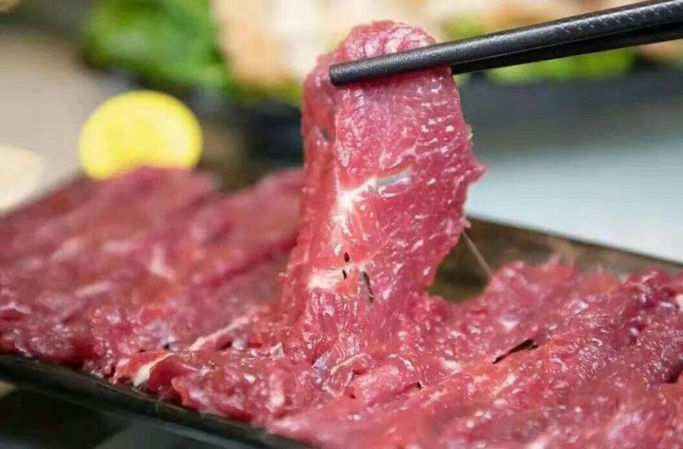 鲜切黄牛肉图片