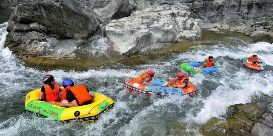 崇州九龙沟漂流