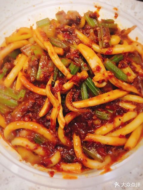 鱿鱼炒米粉图片