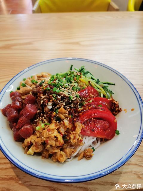 怎么去,怎么走,在哪,在哪里,在哪儿):上饶市信州区万力时代广场东电话