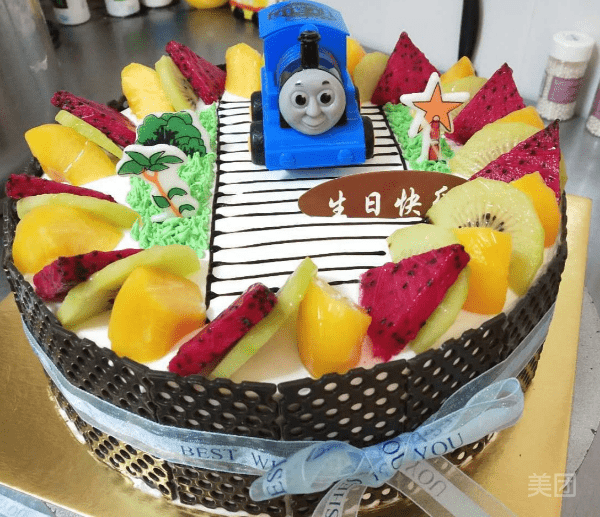 托马斯水果蛋糕图片