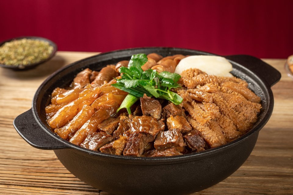 犇牛记牛杂煲图片