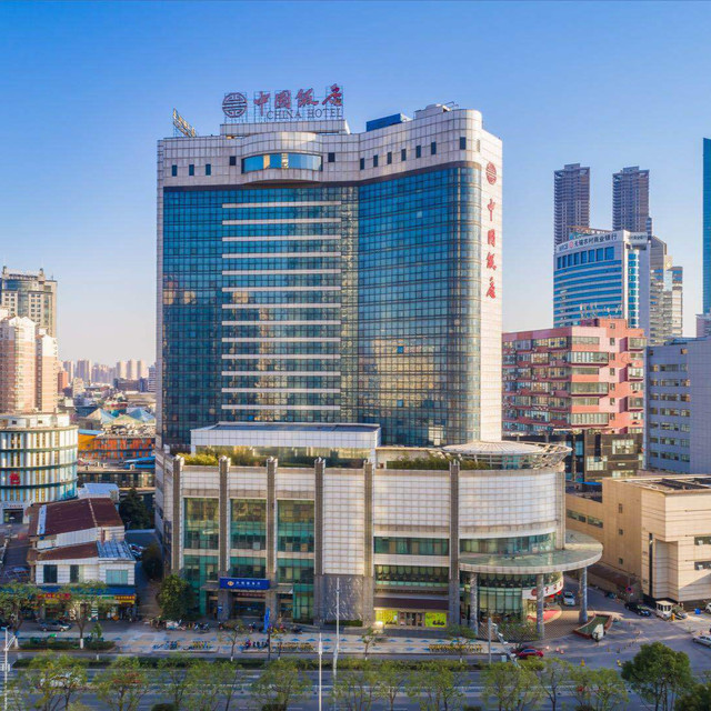 怎么去,怎么走,在哪,在哪里,在哪儿):无锡市梁溪区工运路18号中国饭店