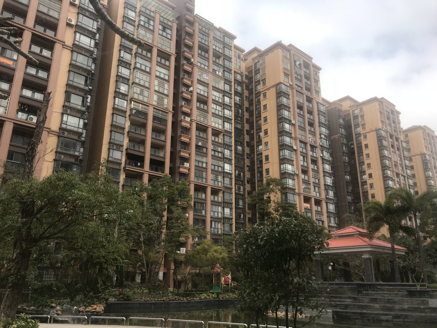 湖星水岸华庭图片