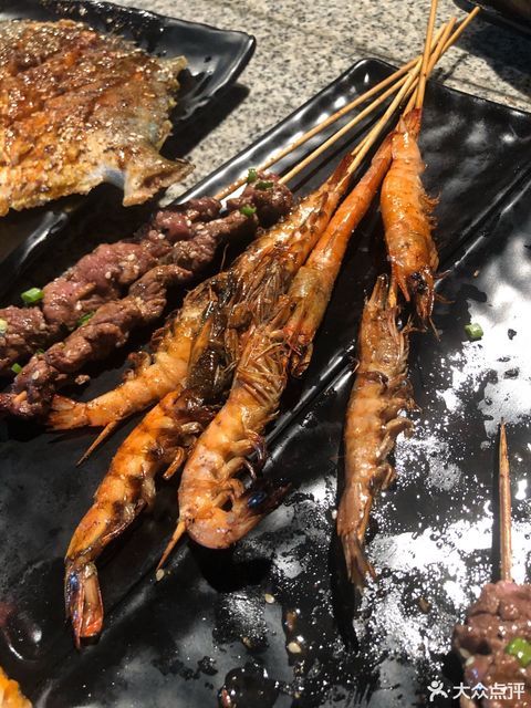 介绍:地址(在哪里):怀旧海鲜烧烤(南中国海鲜加工广场店)位于三亚市