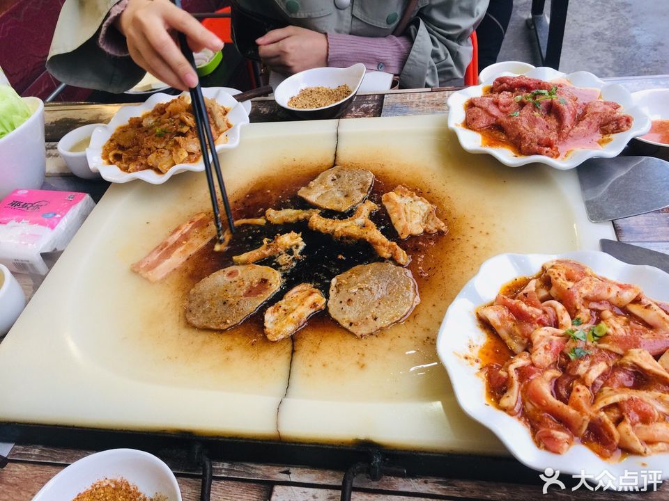丽江石板烧烤