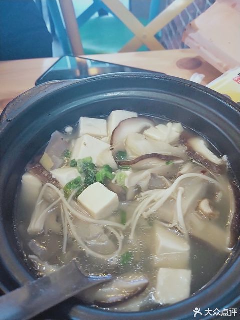 三菌豆腐汤图片