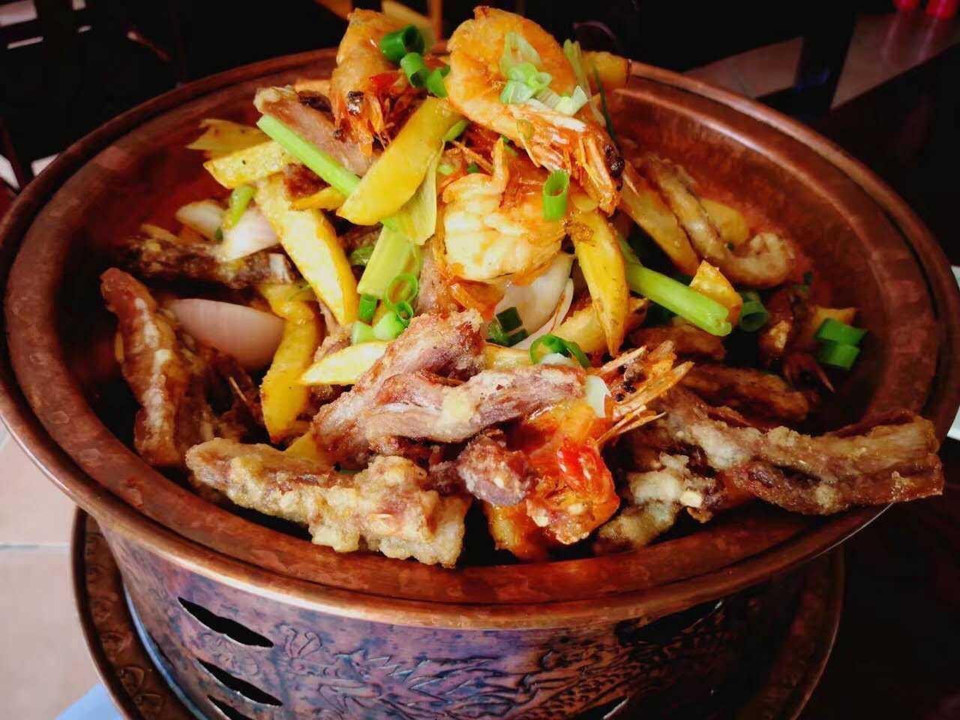 干锅羊排虾图片