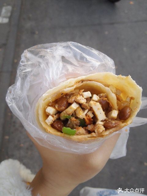 盐豆豆腐卷饼图片