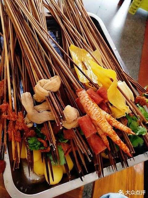 乐山唐小串串香(滨江路店)图片