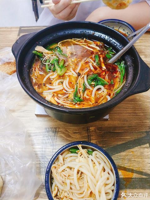 大理寺过桥米线图片