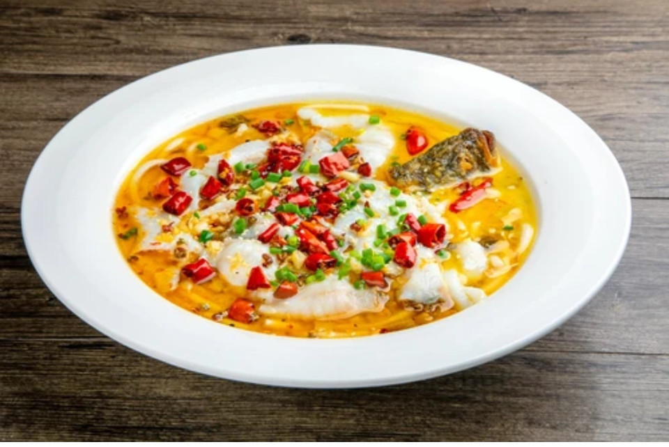 老坛酸菜鲈鱼图片