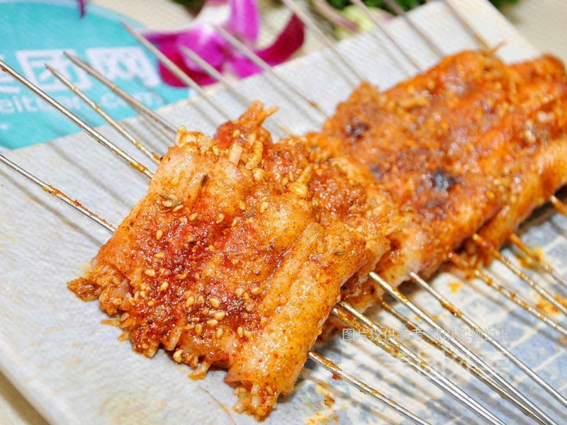 五花肉卷金针菇图片