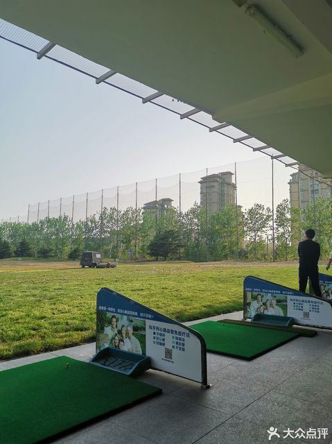 怎么去,怎么走,在哪,在哪里,在哪儿):青岛市崂山区石老人高尔夫