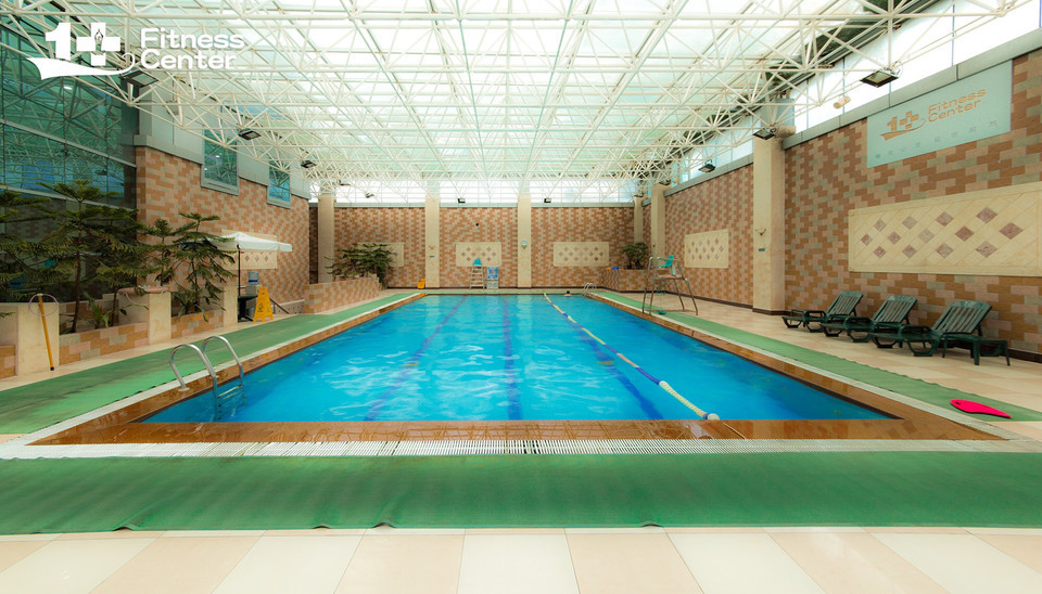 源深体育中心游泳馆