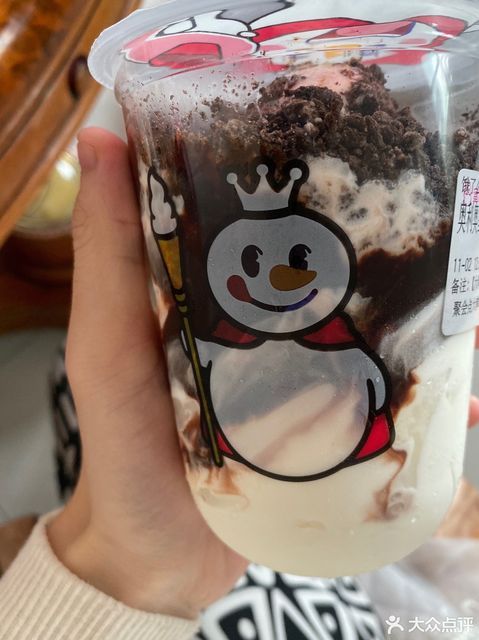 奥利奥雪王大圣代图片