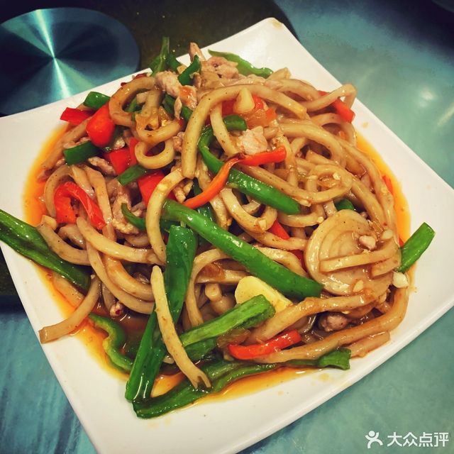 鱼面炒肉丝图片