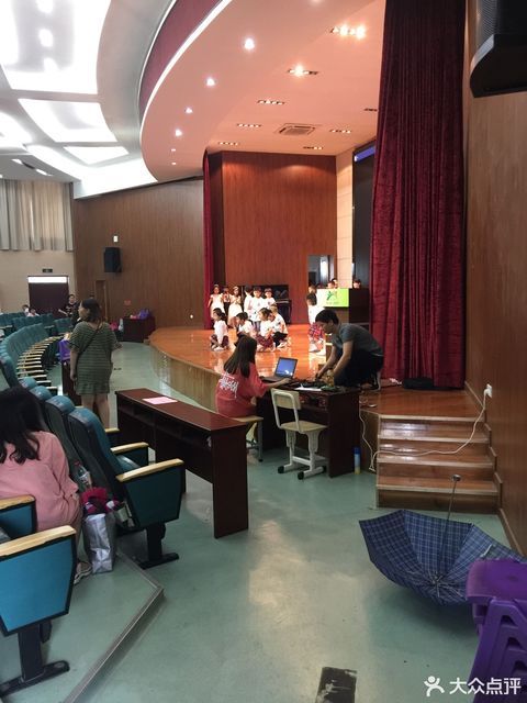 王江泾镇中心小学乡村学校少年宫图片