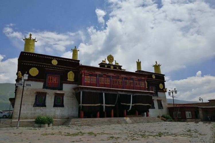 甘孜县白利寺