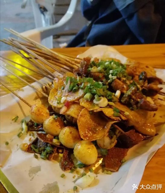 乐至小杨烧烤(和美东路店)