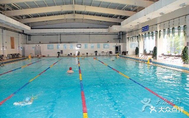 北京外国语大学游泳馆