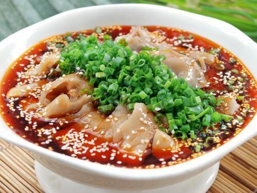 在哪里,在哪儿):苏州市太仓市兴业路与和平路交汇处东北电话:一品楼