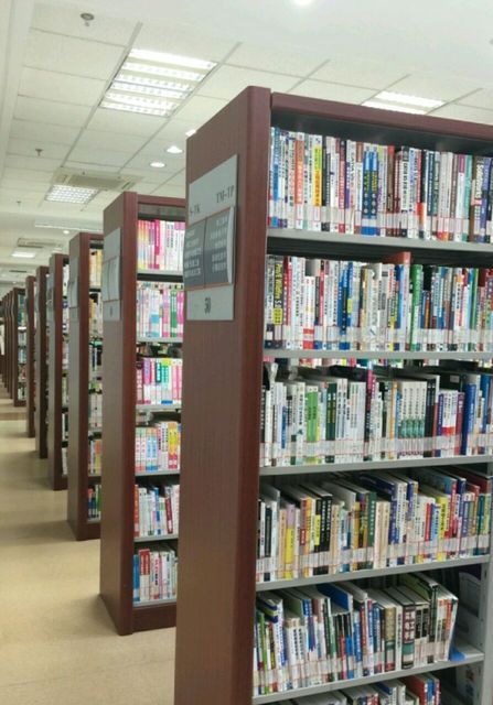 月溪花渡圖書館