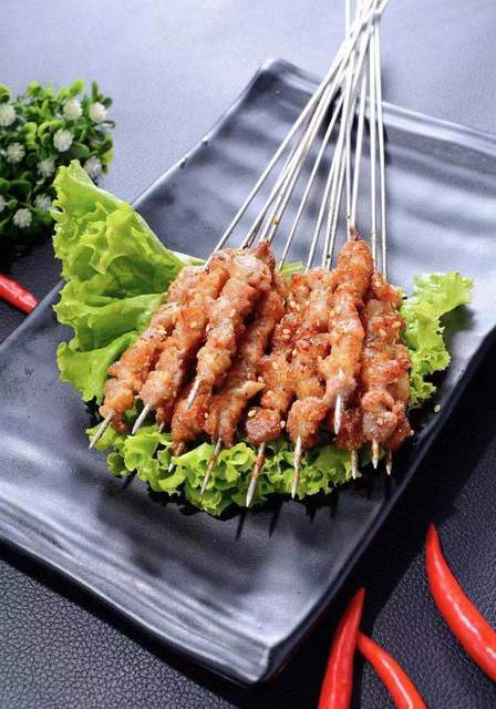 铁签羊肉串图片