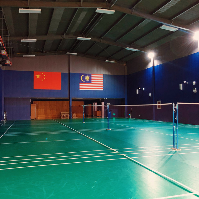 佟楼中学羽毛球馆