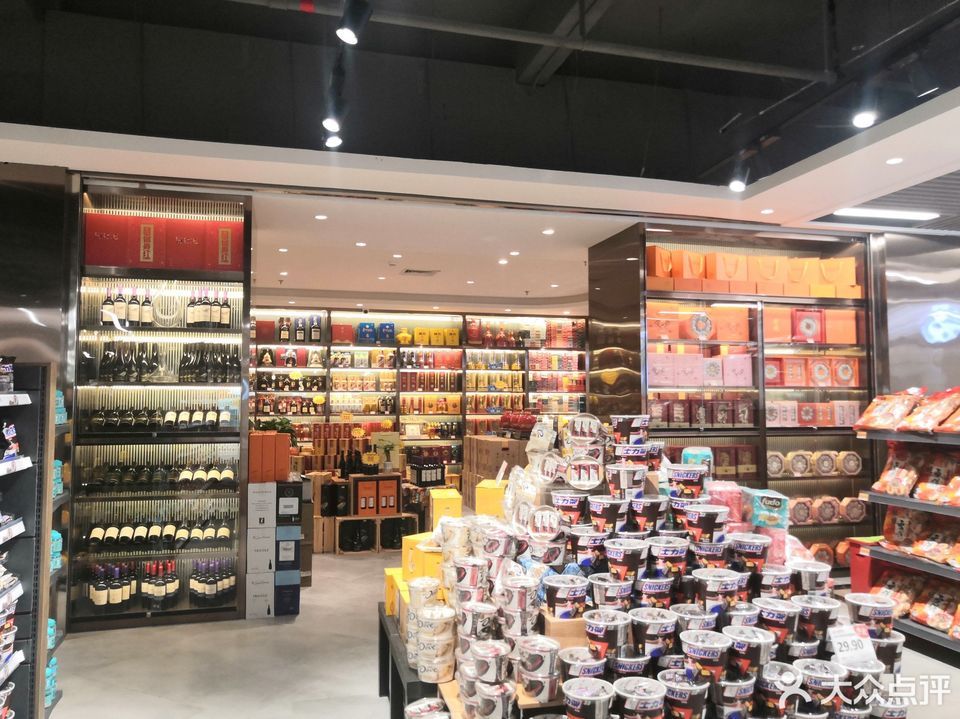 在哪儿):深圳市龙华区大浪南路与浪口一路交汇处附近西北万盛百货