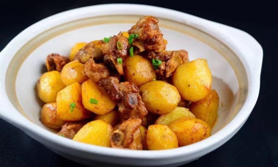 小土豆烧排骨图片