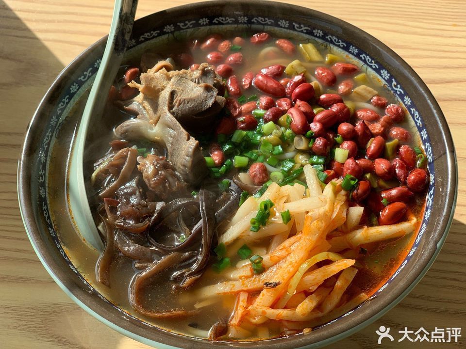 柳石居柳州螺蛳粉港下店