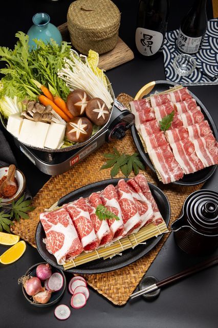 夯食牛肉寿喜锅图片