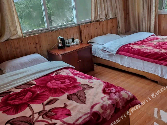 瓦屋山赋竹居农家乐图片